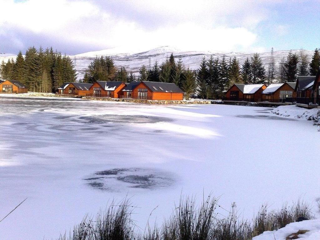 Na Craigean Lodge Glengoulandie Exteriör bild